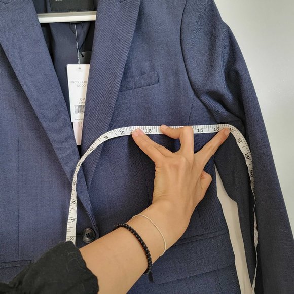 Banana Republic Navy Wool Blazer - Picture 6 of 8